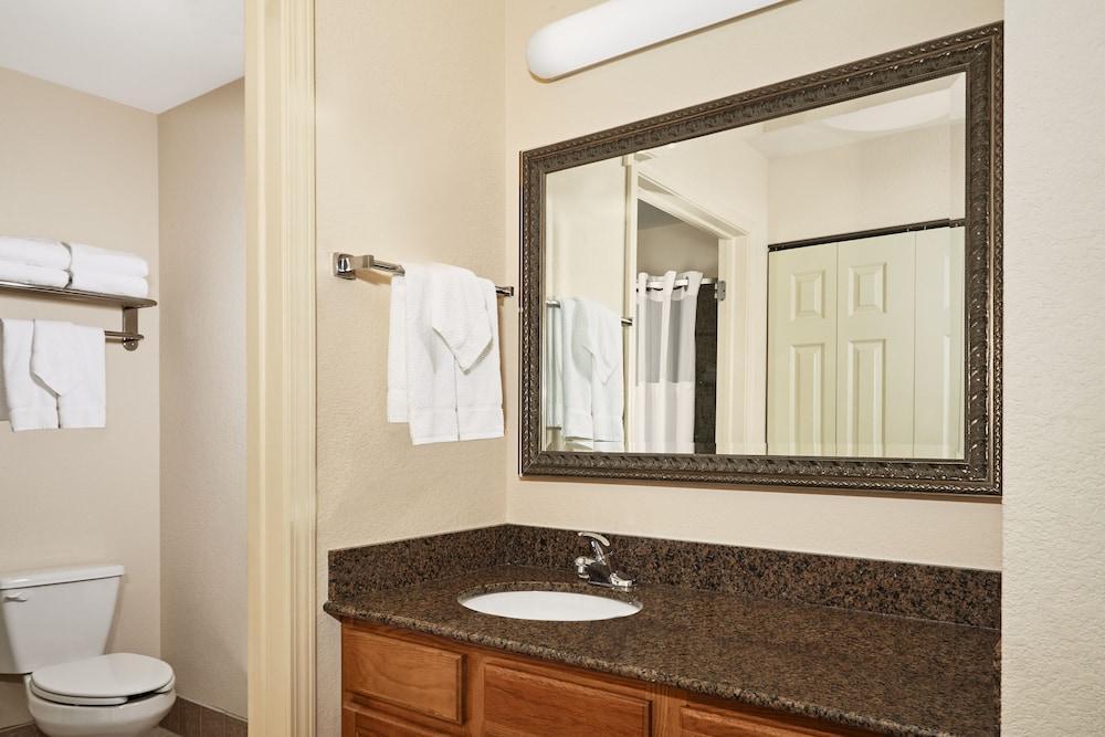 Staybridge Suites Milwaukee Airport South By Ihg Franklin  Exterior photo