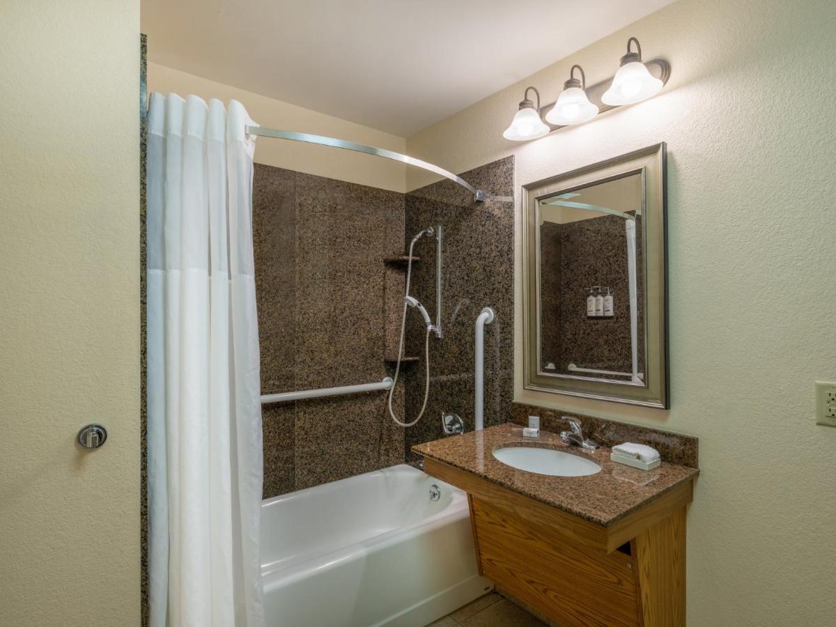 Staybridge Suites Milwaukee Airport South By Ihg Franklin  Exterior photo