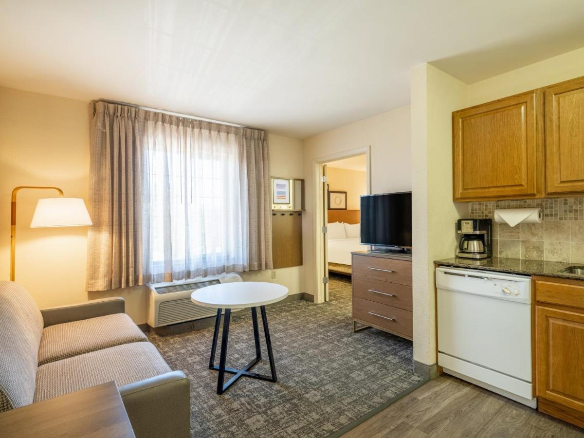 Staybridge Suites Milwaukee Airport South By Ihg Franklin  Exterior photo